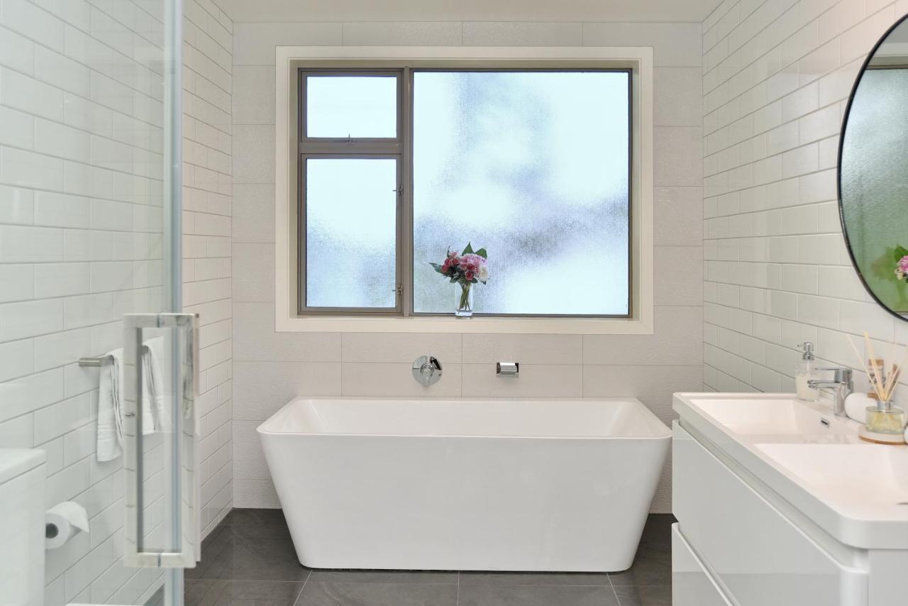 Clyde 106 - Christchurch Holiday Homes Екстериор снимка